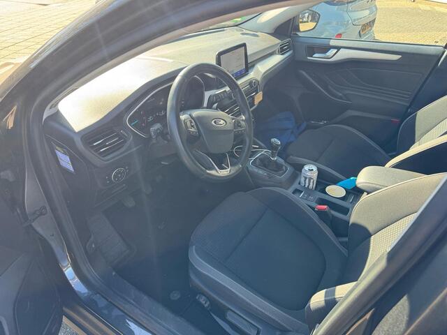 Ford FOCUS Wagon 1.0 EcoBoost Trend Edition Business 125pk Navigatie | Airco | ST-Line Velgen | Parkeersensoren | Apple Carplay | Android Auto