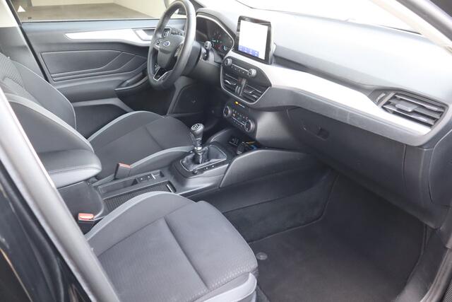 Ford FOCUS Wagon 1.5 EcoBlue Trend Edition Business - NL- Auto!! Stuur/ stoel verw I Camera I Apple