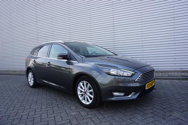 Ford FOCUS Wagon 1.0 Titanium Climate / Navi / Stoelverw. / Cruise / Trekhaak