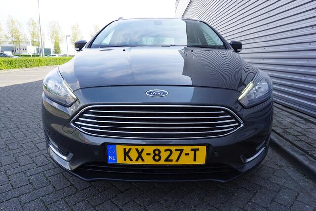 Ford FOCUS Wagon 1.0 Titanium Climate / Navi / Stoelverw. / Cruise / Trekhaak