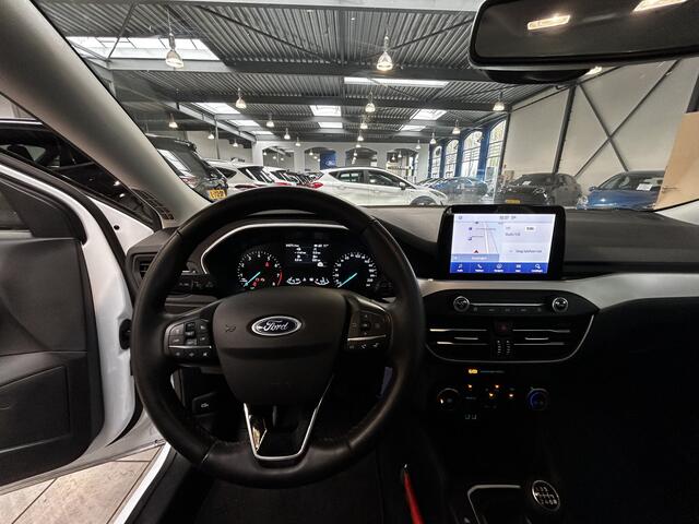 Ford FOCUS Wagon EcoBoost Trend Edition Business Trekhaak I Winter Pack I Adapt Cruise I Camera I 100% onderhouden
