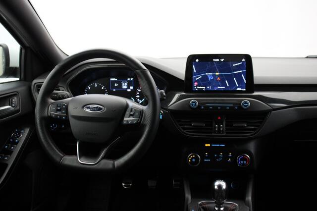 Ford FOCUS 1.5D Ecoblue ST Line Business - Carplay
