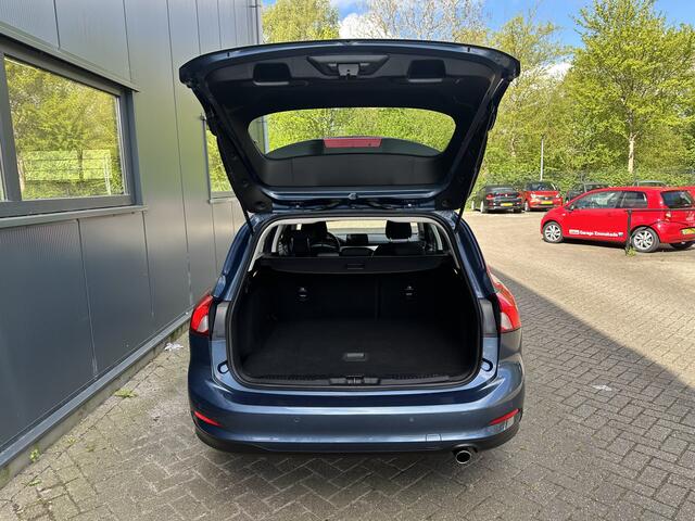 Ford FOCUS Wagon 1.0 EcoBoost Trend Edition Business | PDC v+ a