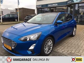 ford-focus-titanium-x-business-hybr