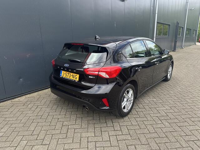 Ford FOCUS 1.0 EcoBoost Trend Edition Business | Aur Camera|