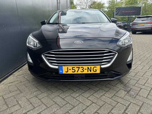 Ford FOCUS 1.0 EcoBoost Trend Edition Business | Aur Camera|