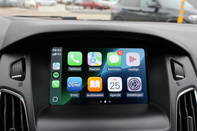 Ford FOCUS 1.5 Titanium Carplay | Camera | Stoel+Stuur Verwarming | Full Leder | Parkeerhulp | PDC | Nette Staat | Keyless | NAP