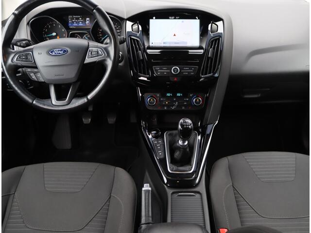 Ford FOCUS Wagon 1.0 126pk Titanium | Winter Pakket | Trekhaak | BLIS | Keyless