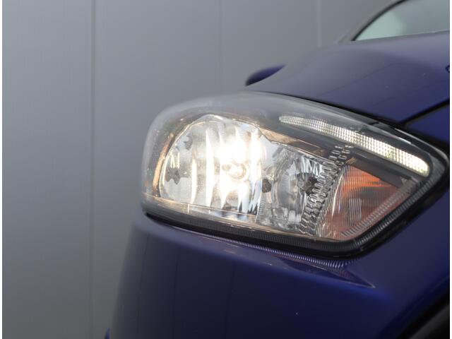 Ford FOCUS Wagon 1.0 126pk Titanium | Winter Pakket | Trekhaak | BLIS | Keyless