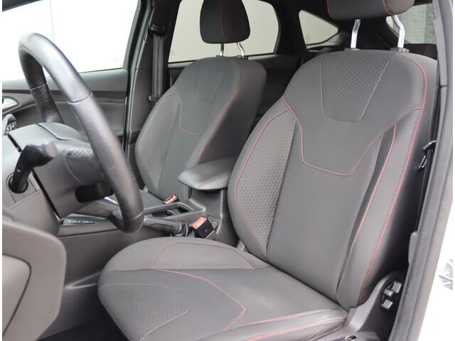 Ford FOCUS 1.0 ST-Line | Navigatie | Climate Control | Org. NL