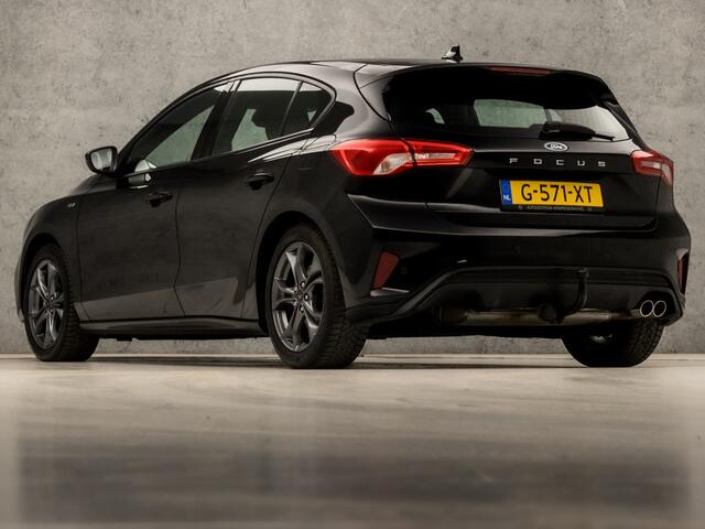 Ford FOCUS 1.0 EcoBoost ST Line Sport (APPLE CARPLAY, GROOT NAVI, CLIMATE, ZWART HEMEL, SPORTSTOELEN, CRUISE, LANE ASSIST, PARKEERSENSOREN, NIEUWSTAAT)