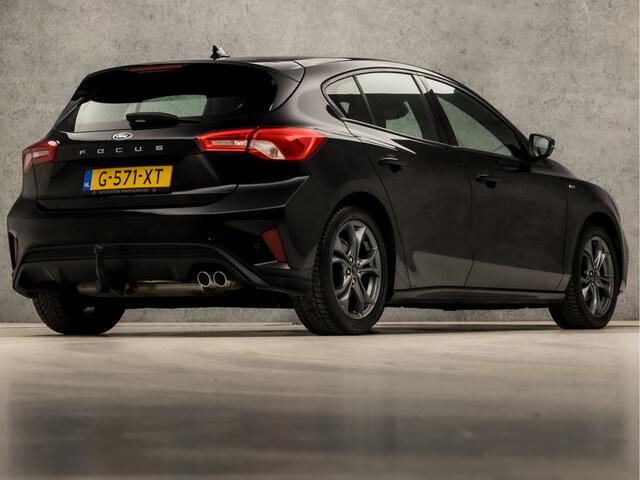 Ford FOCUS 1.0 EcoBoost ST Line Sport (APPLE CARPLAY, GROOT NAVI, CLIMATE, ZWART HEMEL, SPORTSTOELEN, CRUISE, LANE ASSIST, PARKEERSENSOREN, NIEUWSTAAT)