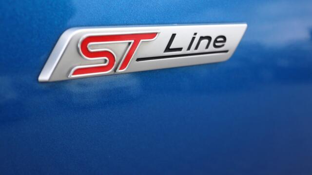 Ford FOCUS 1.0 EcoB. ST L. Bns | ST line | Led | Media | Echt mooi