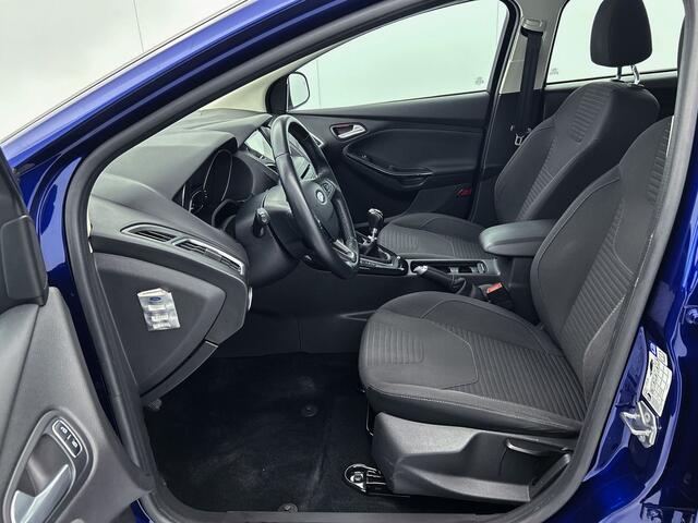 Ford FOCUS Wagon 1.5 Titanium Navi, Parkeersens voor en achter, Cruise