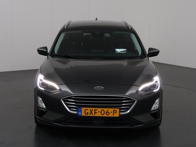 Ford FOCUS 1.0 EcoBoost Automaat Titanium Business | Adaptive LED koplampen | Panoramadak | Winterpack | Elekt. Achterklep | Elekt. Verstelbare Bestuurdersstoel | Navigatie |
