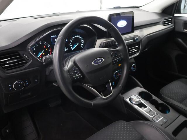 Ford FOCUS 1.0 EcoBoost Automaat Titanium Business | Adaptive LED koplampen | Panoramadak | Winterpack | Elekt. Achterklep | Elekt. Verstelbare Bestuurdersstoel | Navigatie |