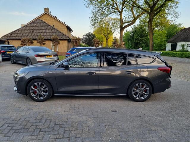 Ford FOCUS 1.0 EBH ST Line X Aut. Led Navi Stoelverw.