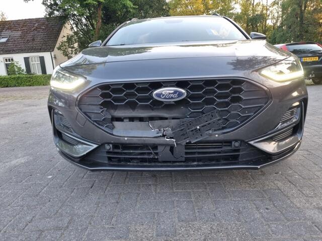 Ford FOCUS 1.0 EBH ST Line X Aut. Led Navi Stoelverw.