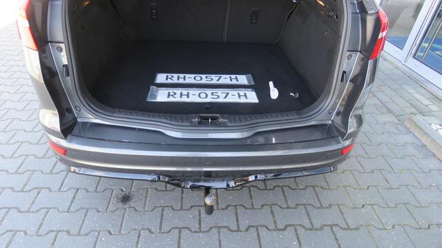 Ford FOCUS Wagon 1.0 ST-Line 125PK,NAVI,AFNEEMBARE TREKHAAK,CRUISE,PARKEERHULP,VOORRUIT VERWARMING.