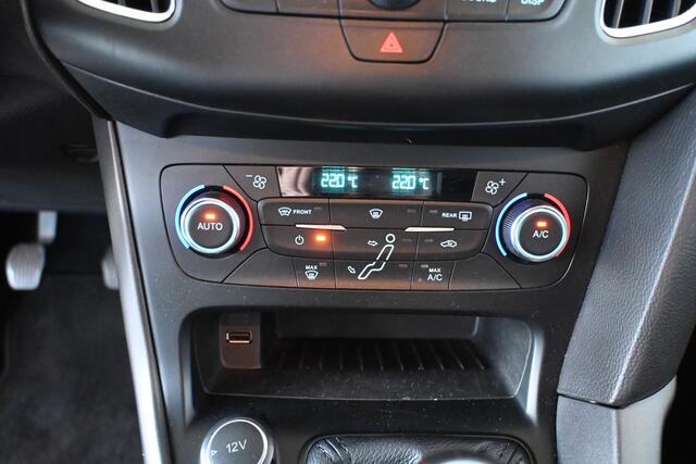 Ford FOCUS Wagon 1.0 Lease Edition Climate control Navigatie Cruise control Goed onderhouden Inruil Mogelijk!