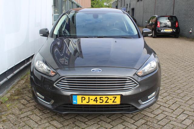 Ford FOCUS Wagon 1.0 Titanium Airco l Parkeer sensoren l Electrische ramen