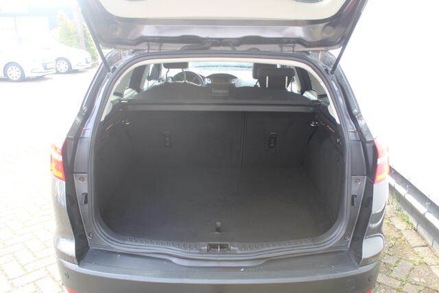 Ford FOCUS Wagon 1.0 Titanium Airco l Parkeer sensoren l Electrische ramen
