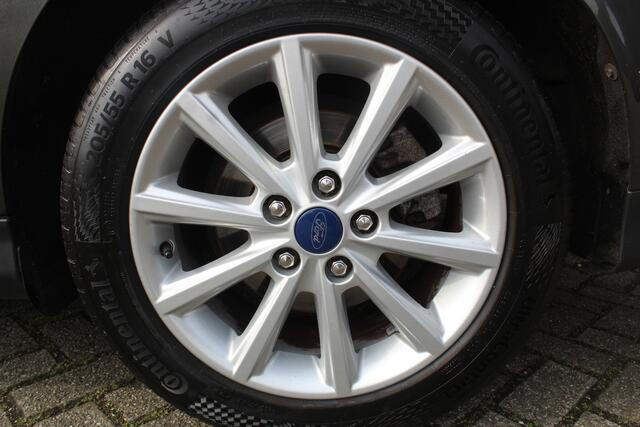 Ford FOCUS Wagon 1.0 Titanium Airco l Parkeer sensoren l Electrische ramen