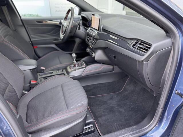 Ford FOCUS 155pk EcoBoost Hybrid ST Line X Navi Camera Digitaal Dashboard ST Dakspoiler NL-Auto 5drs