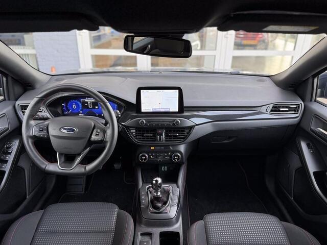 Ford FOCUS 155pk EcoBoost Hybrid ST Line X Navi Camera Digitaal Dashboard ST Dakspoiler NL-Auto 5drs