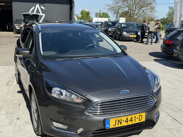 Ford FOCUS Wagon 1.0 Titanium