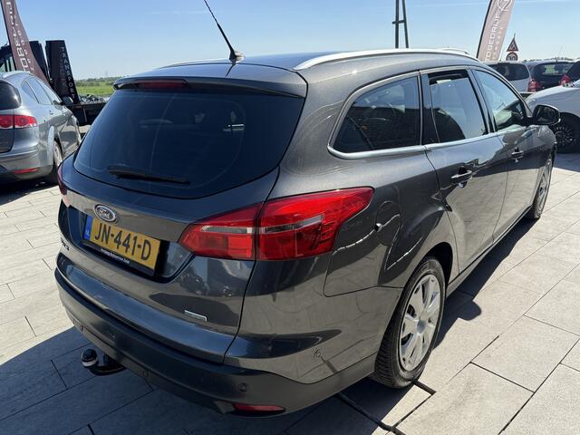 Ford FOCUS Wagon 1.0 Titanium