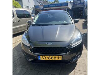ford-focus-wagon-1.0-lease-edition-