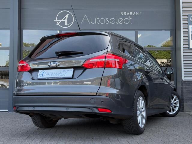 Ford FOCUS Wagon 1.0 EcoBoost Titanium Clima Cruise Navi
