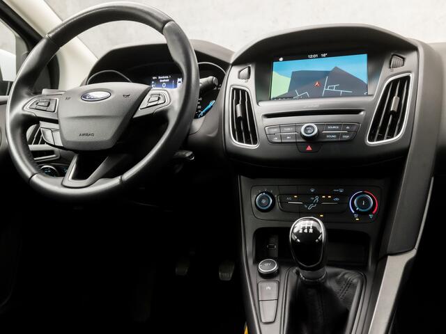 Ford FOCUS 1.0 Sport (APPLE CARPLAY, NAVIGATIE, LM VELGEN, PARKEERSENSOREN, SPORTSTOELEN, CRUISE, ELEK PAKKET, NIEUWSTAAT)