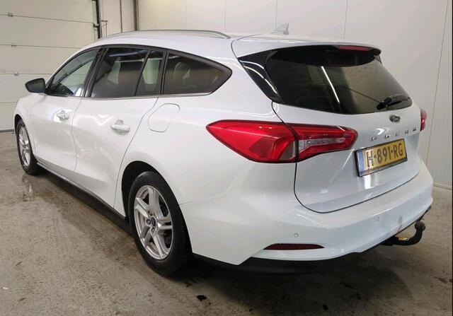 Ford FOCUS Wagon 1.5D 120PK Euro6 Trend Edition Business /Trekhaak / Airco / Stoel-Stuurverwarming / Navigatie / Pdc.V+A / Radio multimedia /