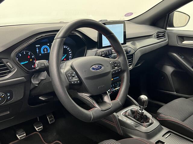 Ford FOCUS Wagon 1.0 EcoBoost ST Line Business | WINTER PACK | TREKHAAK | NAVI | ACC |