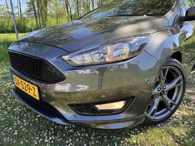 Ford FOCUS Wagon 1.5 EB 150PK ST-Line | 1.500KG TREKKEN | DEALER OND. | CRUISE | CLIMA | NAVI |