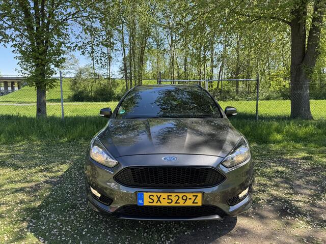 Ford FOCUS Wagon 1.5 EB 150PK ST-Line | 1.500KG TREKKEN | DEALER OND. | CRUISE | CLIMA | NAVI |