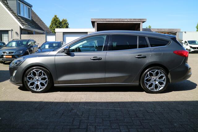 Ford FOCUS Wagon 1.5 EcoBoost Titanium | LED | Automaat! | Trekhaak! |