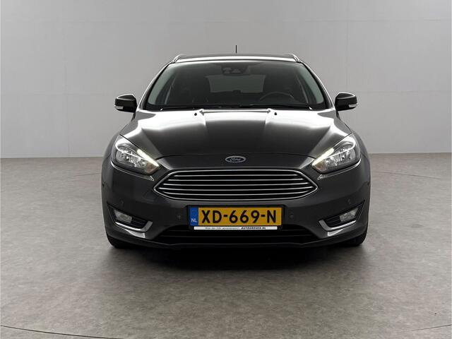 Ford FOCUS 1.5 TDCI Titanium Clima Carplay Camera Cruise LED Trekhaak Navigatie PDC 16"LMV