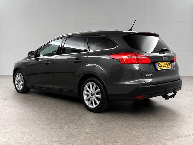 Ford FOCUS 1.5 TDCI Titanium Clima Carplay Camera Cruise LED Trekhaak Navigatie PDC 16"LMV