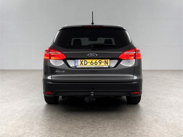 Ford FOCUS 1.5 TDCI Titanium Clima Carplay Camera Cruise LED Trekhaak Navigatie PDC 16"LMV