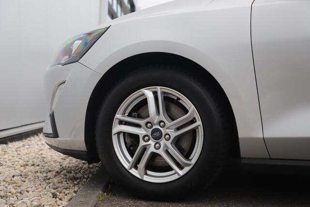 Ford FOCUS Wagon 1.0 EcoBoost Trend Edition Business 16 inch LMV Navigatie Achteruitrijcamera Carplay Android Airco Cruise Rijstrooksensor