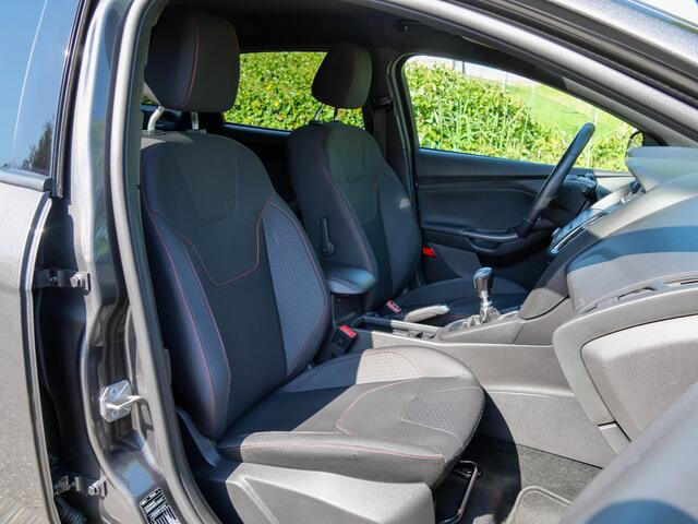 Ford FOCUS Wagon 1.0 141PK ST-LINE | APPLE CARPLAY | CRUISE CONTROL |