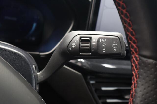 Ford FOCUS 1.0 EcoBoost Hybrid ST Line | Carplay | Camera