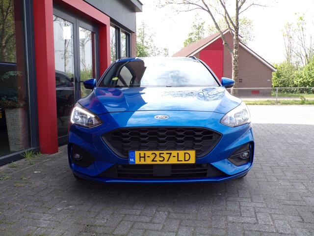 Ford FOCUS Wagon 1.5 EcoBlue ST Line Business Trekhaak NAP!