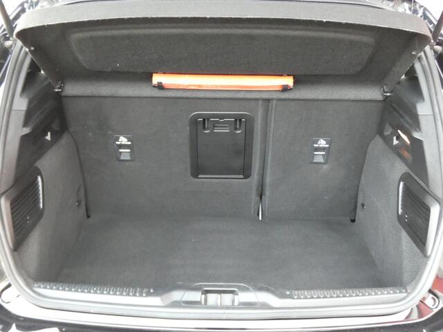 Ford FOCUS 1.0 EcoBoost Hybrid ST Line X Business/ zeer mooi!
