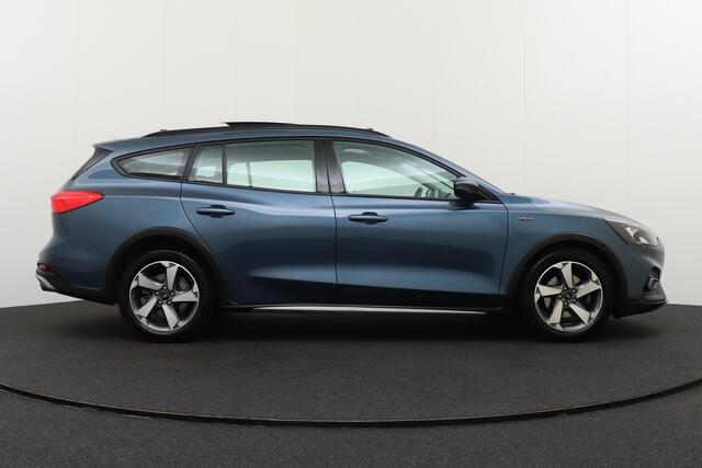 Ford FOCUS Wagon 1.5 150 PK Active Pano-dak Climate Stuur+Stoelverwarming