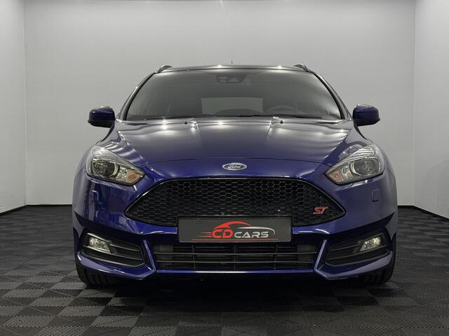Ford FOCUS Wagon 2.0 ST Half leder, Navi, Parkeersensoren, Cruise control, Winterpakket, A, Cruise control, 251PK