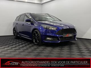 ford-focus-wagon-2.0-st-half-leder,